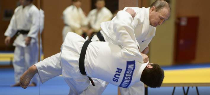 Μπλόγκερ αμφισβητεί το τζούντο του Πούτιν και τον καλεί σε μονομαχία! (βίντεο)